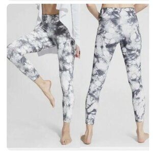 Athleta Tie Dye Salutation Powervita 7/8 Tight  Women’s Size S small white/grey